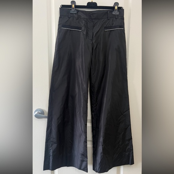 CHANEL Cruise Collection Black Silk Pants with luxurious Beads Embellishments. - Picture 1 of 15
